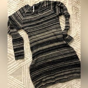 Kühl size M Sweater Merino Wool Alpaca Blend Long Sleeve Ski Resort Dress